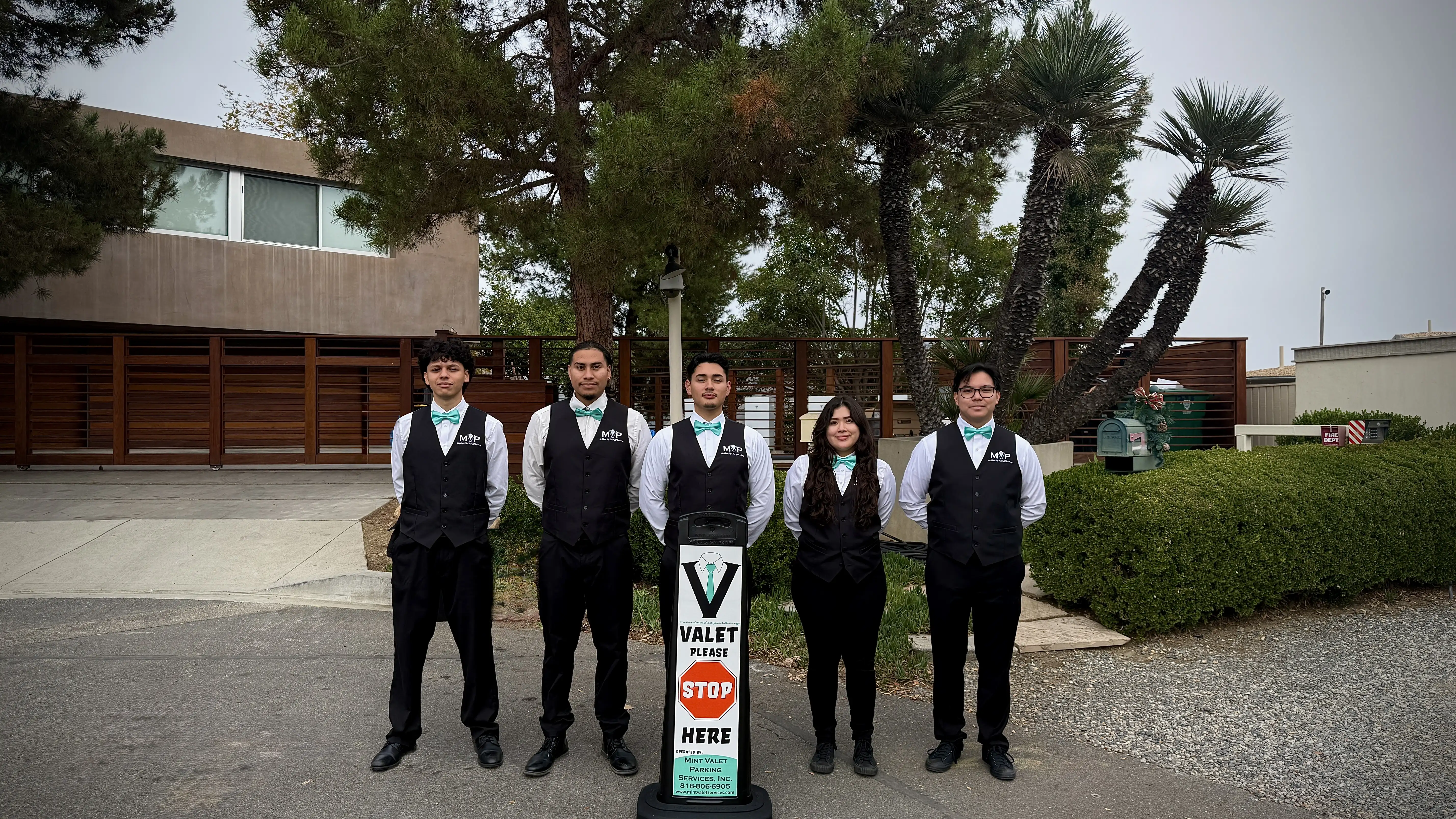 Mint Valet Parking Services attendants ready to safely park vehicles at a Beverly Hills private party near the Beverly Estate. Mint Valet shows why they are the top-rated Beverly Hills valet parking company.